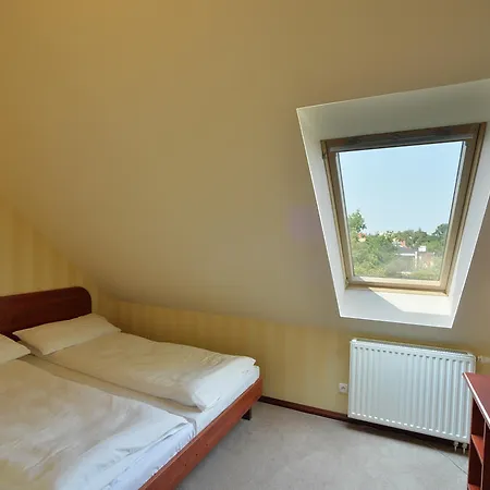 Hotel Cesarski - Kaiserhof Gizycko Room photo